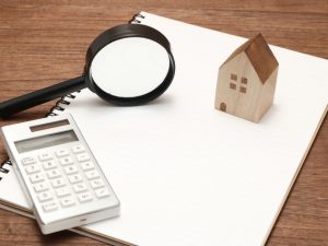 一般的に、住宅ローンを組むときには、団体信用生命保険という保険にも加入することになる