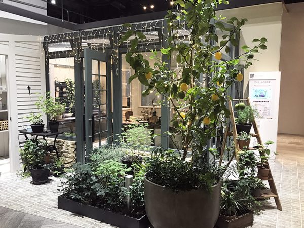 様々な「ストーリー」は見ているだけで楽しい。画像は「サンルームのある家」