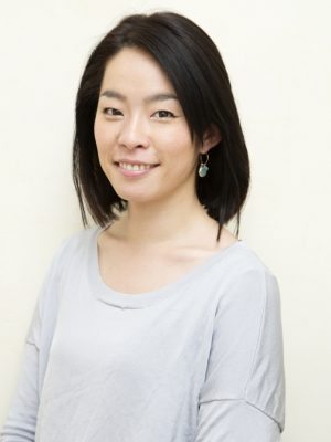 坂田夏水さん</BR>武蔵野美術大学造形学部建築学科卒業後、アトリエ系設計事務所、工務店、不動産会社を経て、2008年に夏水組を設立。住宅のリノベーションやシェアハウスの設計、コンサルティングなど幅広く活動し、空間デザイナーとして注目を集めている。主な著書は『夏水組のパリ風手作りインテリア』(KADOKAWAメディアファクトリー)、『夏水組インテリア・コレクション』(けやき出版)など。2017年7月には『セルフリノベーションの教科書』(誠文堂新光社)を上梓