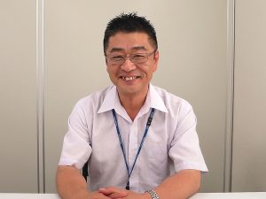 お話を伺った、株式会社アーネストワン クレイドルキャビンプロジェクトチーム プロジェクトマネージャーの高橋博紀さん。「決して十分ではありませんが、被災された方に少しでも快適な暮らしをご提供したいと考えています」