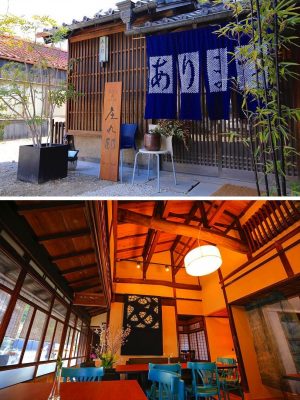 60m2ほどのカフェは、吹き抜けの下のカフェスペース、茶室を生かした個室、縁側からなる。縁側には弟である有松絞り作家・竹田耕三氏が遺した絞りの古書がずらり。ライブラリーカフェとしても楽しめる