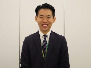 お話をうかがったヤマト運輸株式会社 法人営業推進部 プロジェクトマネージャーの山口直人さん。「現在10地域、18の路線(13社)で客貨混載を行っています。客貨混載や見守り支援などを皮切りに様々な提案を行いたいと考えているところです。事業性と地域課題の解決の両立があるべき姿。そこを目指していきたいですね」