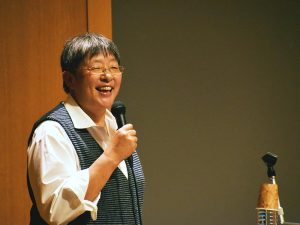 阪井土地開発株式会社 阪井ひとみ氏。精神障がい者の入居を支援するNPO法人「おかやま入居支援センター」、障がい者の雇用を支援する株式会社かいしゃの立ち上げなど、入居とその後の暮らしをサポートする活動もしている<br>写真提供:公益社団法人全国宅地建物取引業協会連合会