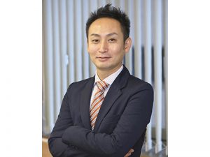 <b>室 剛朗</b>:J-REIT草創期より金融機関系シンクタンクで不動産証券化関連業務に従事。現在、(株)価値総合研究所にて、不動産投資市場・低未利用不動産再生・被災地復興まちづくり事業・駅周辺再開発・既存住宅流通に係る調査・コンサルティング業務に従事。麗澤大学経済社会総合研究センター客員研究員