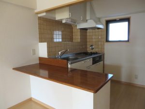 キッチンや洗面所、トイレなどの水回り、収納などの使い勝手は実際の作業、入れるものなどを想定して考えると分かりやすい