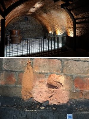 上/窯の内部。画像の手前が鉄骨シェルターになっており、見学者の安全を確保。下/レンガの塩類風化の様子(写真提供:INAXライブミュージアム)