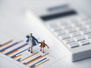 養育費保証の比較検討では、メリット(保証内容)とコスト(保証料)、利用条件や仕組みなどをチェックしよう