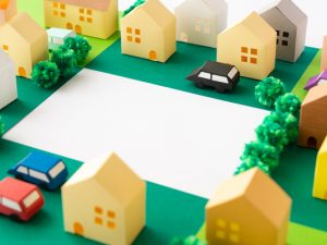 土地には消費税がかからないが、建物に関しては、原則として消費税が発生する。例外となるのは個人から住宅を購入した場合だ