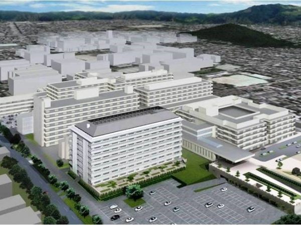 京都市の東側にある大文字山からの景色。三方が山に囲まれた盆地という市内の様子がよくわかる(提供:京都市都市計画局都市計画部)