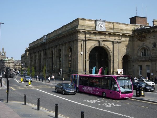 ニューカッスルのセントラル駅は、ビクトリア時代の繁栄ぶりを忍ばせる立派な駅舎を構えている。昔はたくさんの支線がここから出ていた © Christopher Down (cc-by-sa/2.0)