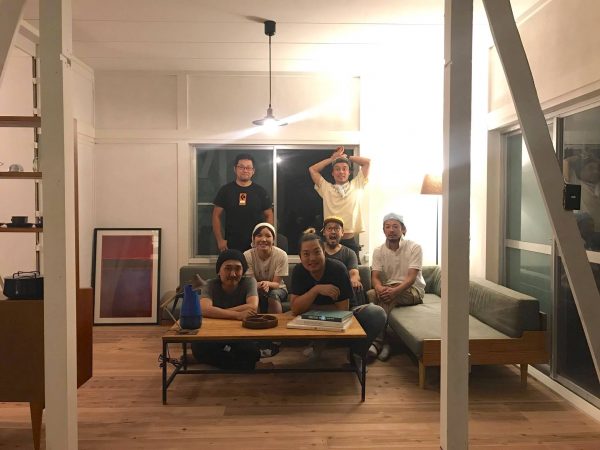 ゼロハウス北軽井沢の外観。木々に囲まれた昔ながらの別荘の風情だ(写真/YADOKARI。以下、特記以外はすべてYADOKARI)