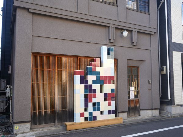 隣人プロジェクトの作品。中里和人+東京造形大学関連有志「島巡り 向島クルージング」