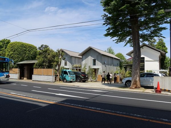 三角屋根が4つ、リズミカルに並ぶスイシャハウス、スイシャオフィスの模型