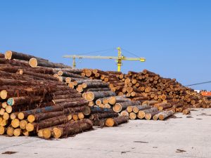 資材・エネルギー価格の高騰で、新築住宅の価格にも上昇圧力が加わる