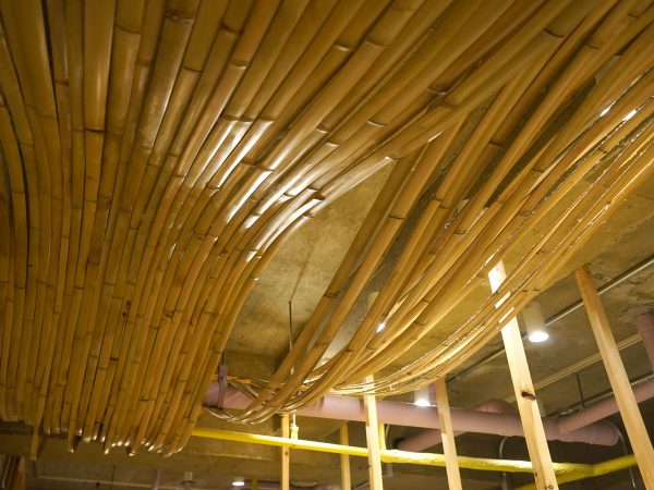 溝口さんのこども食堂「たわわ食堂」は、また別枠。毎週水曜日の朝〜夕方まで、チロル堂を間借りして運営している。普段のチロル堂とまた違う子どもたちが集まるのも、多様性が生まれる秘訣だ