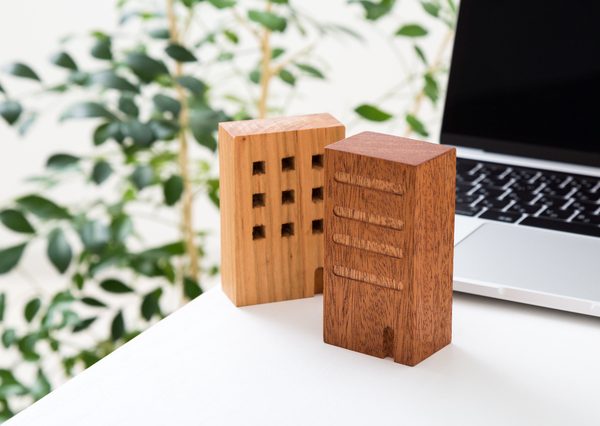 今後老朽化したマンションも急増することが予想されており、所有者不明の対策が進められる