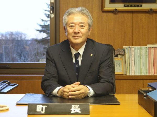 中標津町が作成した、人口10万人以上の都市とその圏域のマップ(町提供)