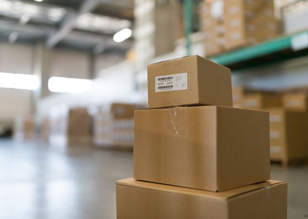 国土交通省、農林水産省、経済産業省の3省は連携し、物流を持続可能なものとするべく、「持続可能な物流の実現に向けた検討会」を設置している