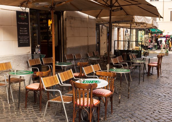 イタリアのオープンカフェ
