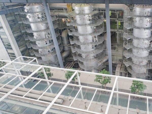 吉島通りから見た中工場とエコリアム