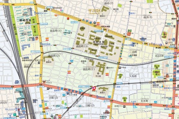 旭田不動の門前町エリア。少し高台に寺があり、その前の道が参道