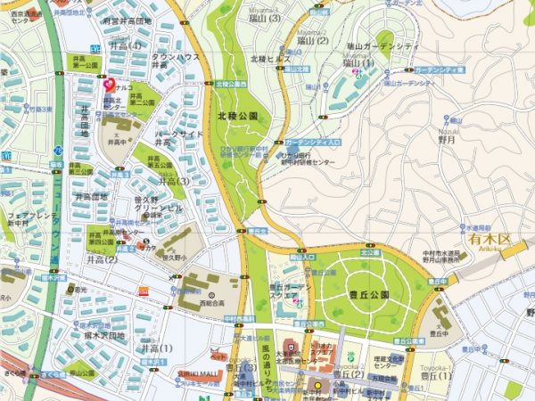 その当時作った地図がベースになっている中村市。地形、鉄道、バス路線はもちろん、銀行やスーパーのロゴその他も細かく作り分けられていて、それを見ているだけでも楽しい