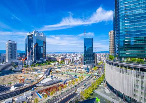 JR大阪駅前の「うめきた2期地区開発プロジェクト」の工事の様子