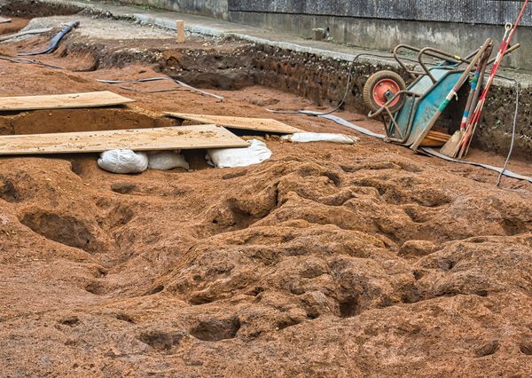 遺跡や遺構、文化財などが見つかれば調査の義務が生まれる