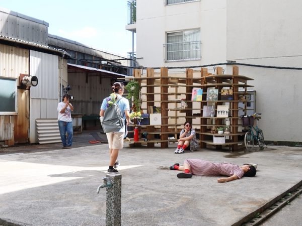 3人のダンサーによるパフォーマンス。背景とも相まって不思議な経験だった