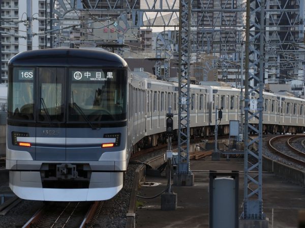 東京メトロ日比谷線