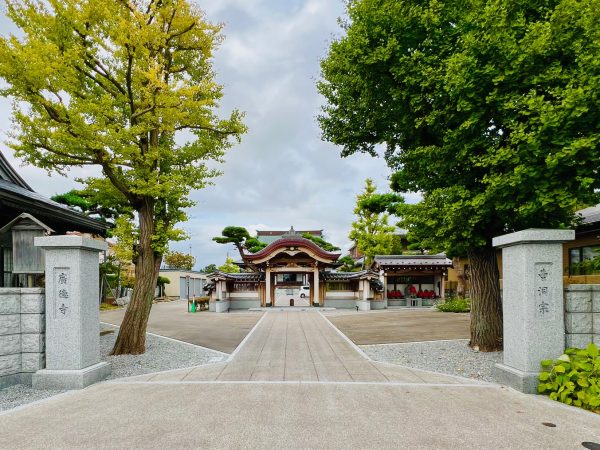 ▲函館の西隣に位置する北斗市は、北海道新幹線の始発終着駅「新函館北斗」駅を有するまちだ(北斗市移住ポータルサイトより)