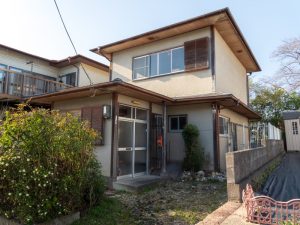 日本各地で空き家が増加し続けて深刻な社会問題になっており、空き家への対策が課題となっている(写真はイメージ)