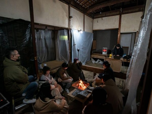 空き家を通常の50分の1のスピードで壊し続けるというプロジェクト