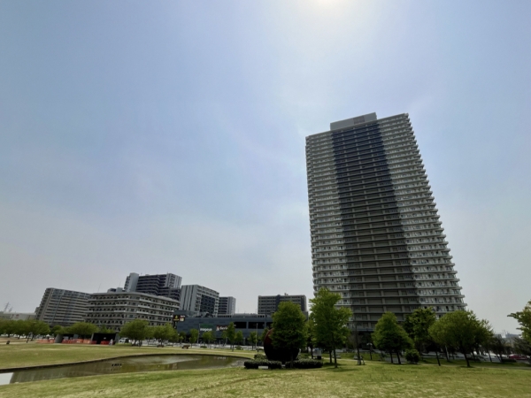 東京理科大学葛飾キャンパス、葛飾にいじゅくみらい公園(2025年4月中旬撮影)