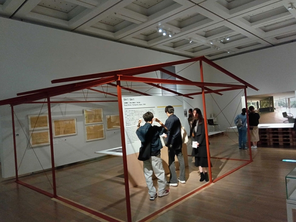 藤井厚二の「聴竹居」展示コーナー(撮影:福永一夫)