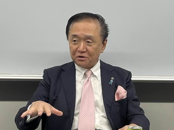 大規模災害医療支援訓練、ビッグレスキューにて。災害派遣医療チームDMAT、自衛隊医療、在日米軍の医療チームが混然一体で活動。神奈川モデルの原点という(出所:黒岩祐治事務所)