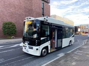 完全自動化を目指し自動運転バスの実証実験を進めている(画像提供:つくば市)
