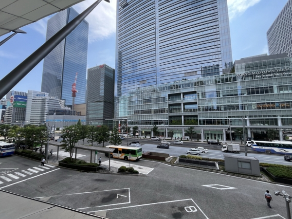 東京駅前における再開発事業の位置等(2025年8月時点) ※出典:国土地理院地図を一部加工