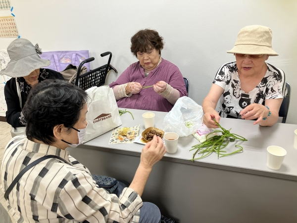 「こどもまちなかスペース」では定期的にお茶会を開催(提供:株式会社CNC)
