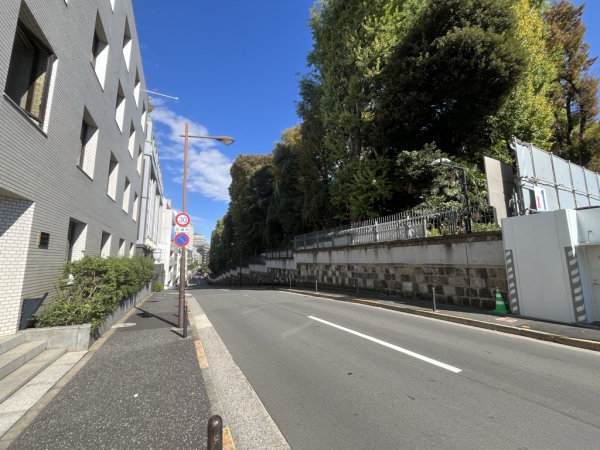 英国大使館(半蔵門駅側より) ※2025年11月撮影