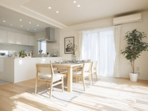 20~40代の平均リフォーム費用は662.6万円。現場でも若い世代の「中古+リノベ」の高額化が話題になることが増えている