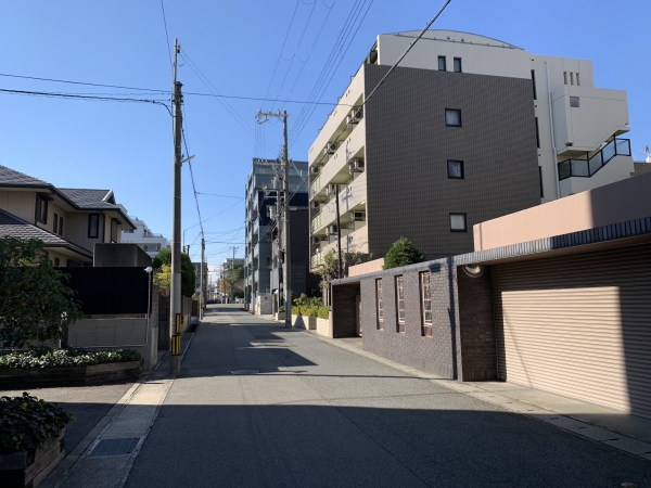 JR神戸線摂津本山駅