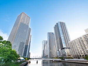 インバウンド課税強化と短期転売規制のゆくえ