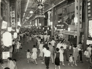 1968年夏の柳ケ瀬商店街の様子(提供:岐阜柳ケ瀬商店街振興組合連合会)