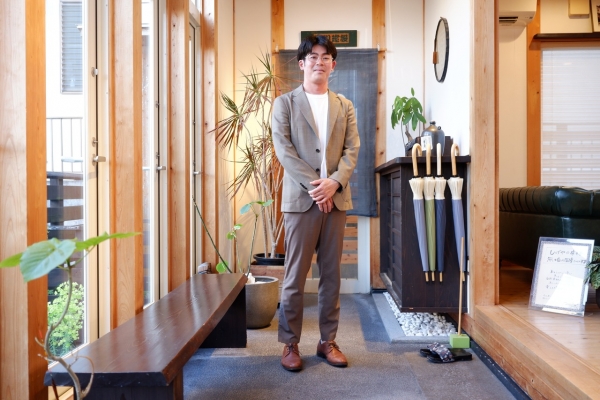 現場での職人による作業の様子(画像提供:荒川工務店)