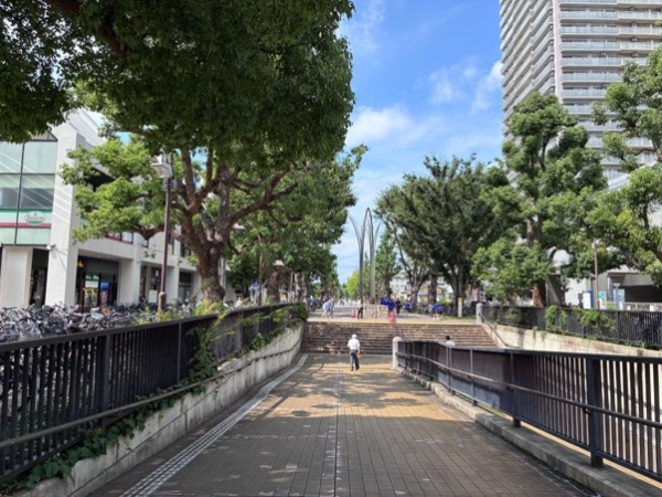 光が丘駅周辺には高層集合住宅が多くそびえたつ