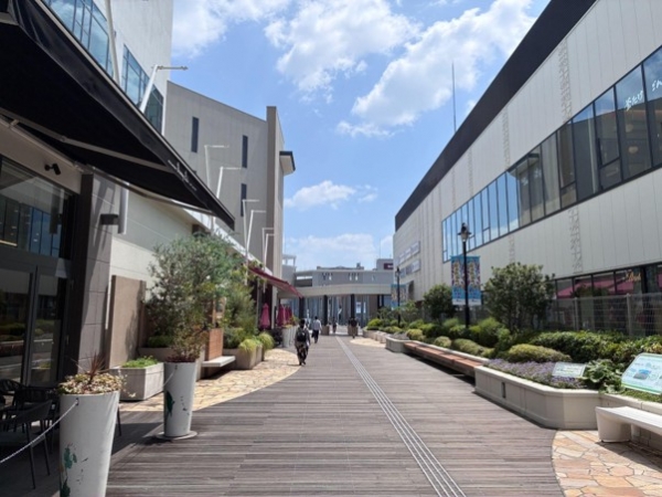キューズモール内通路