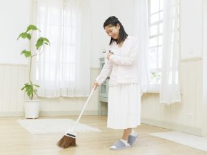 せっかく訪れてくれた福の神を掃きだしてしまわないよう、掃除は控えたい