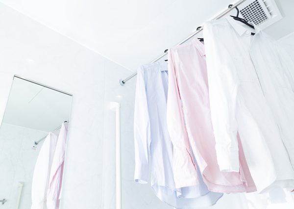 この時期の洗濯はできるだけ乾燥機や部屋干しを