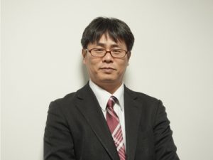 お話しを聞かせてくださった、新日本カレンダー株式会社ペピイ事業部　取締役　事業部長の平尾泰久氏
